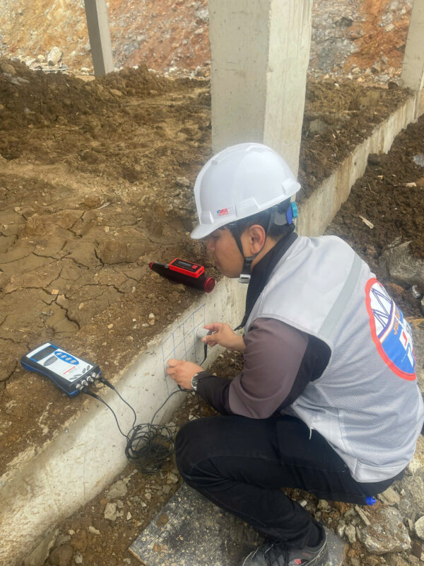 Thi công phòng chống mối công trình